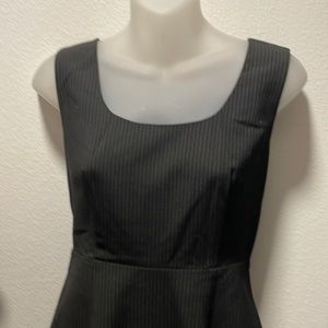 Express Design Studio Size 4 Like New No Tags